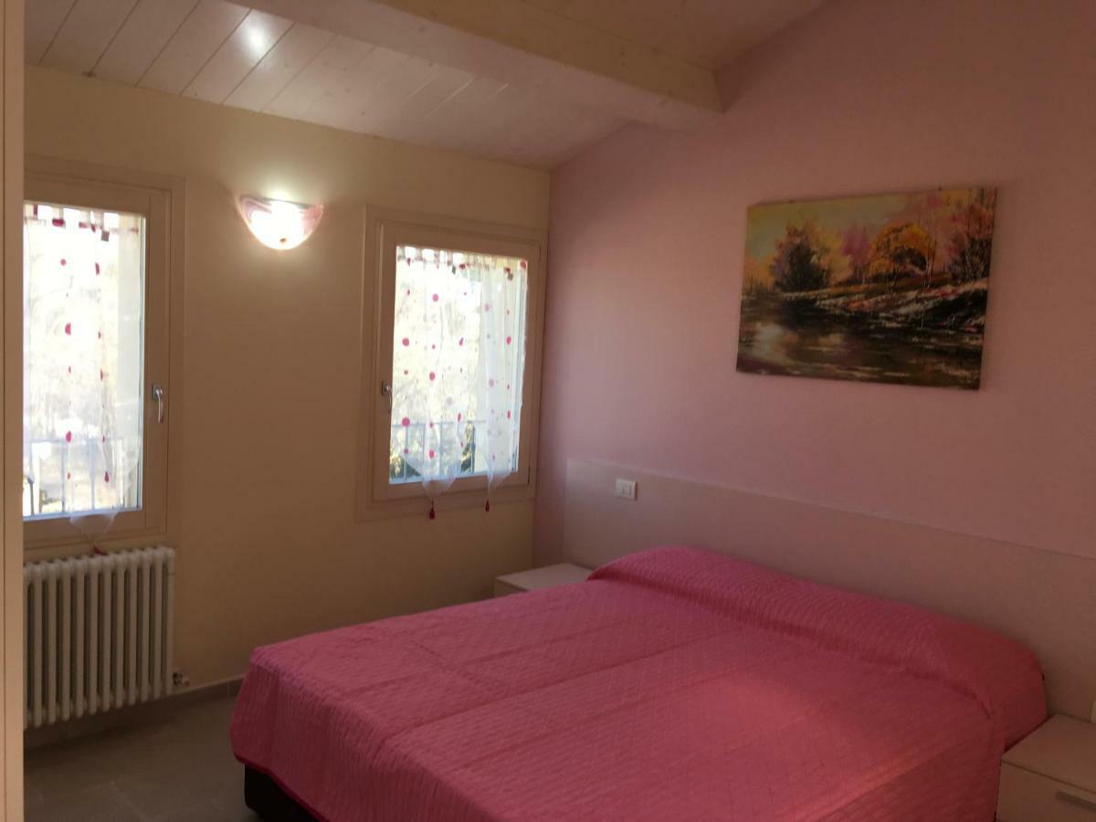 Bed and Breakfast Il Lauro San Costanzo Exterior foto