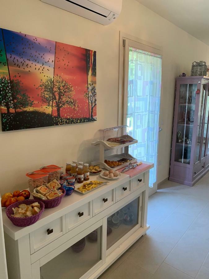 Bed and Breakfast Il Lauro San Costanzo Exterior foto
