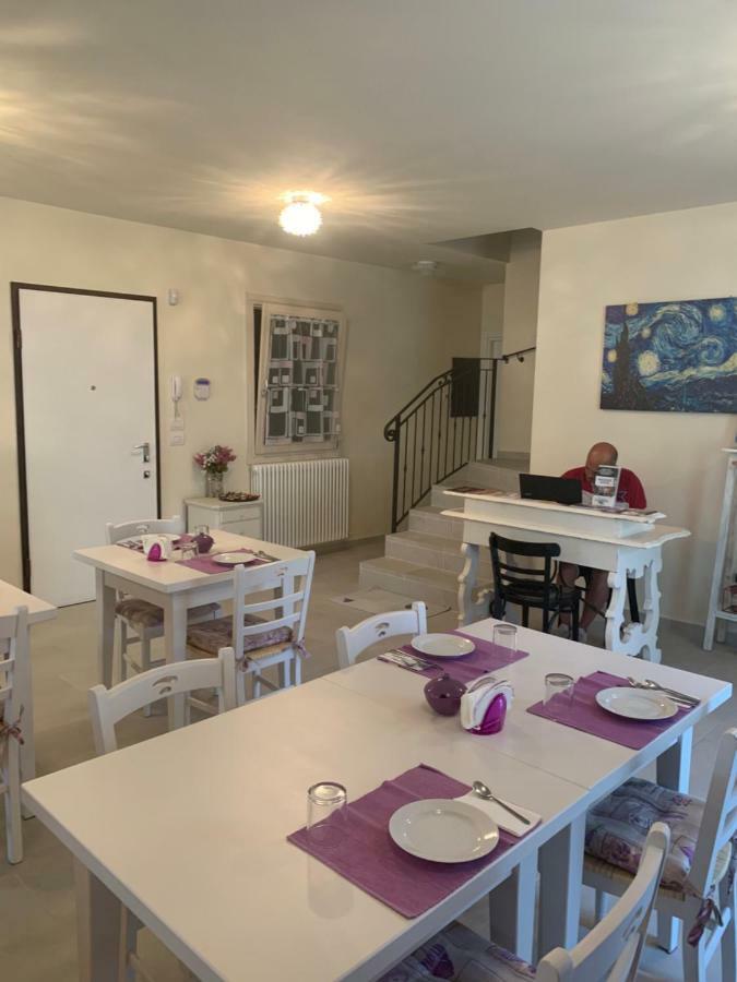 Bed and Breakfast Il Lauro San Costanzo Exterior foto
