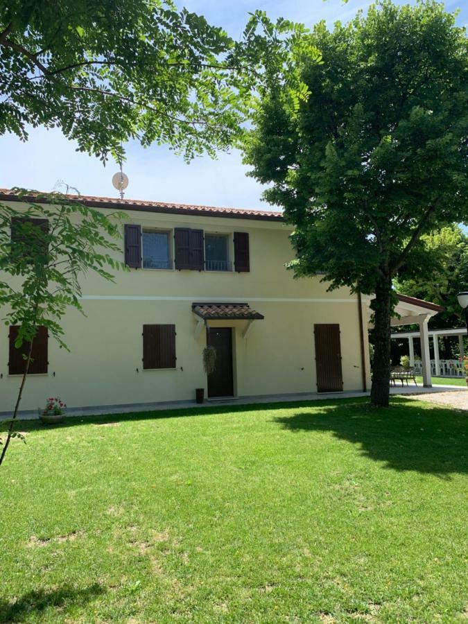 Bed and Breakfast Il Lauro San Costanzo Exterior foto