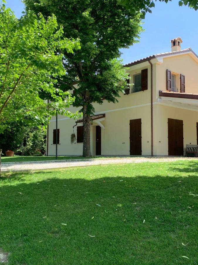 Bed and Breakfast Il Lauro San Costanzo Exterior foto